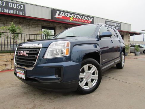Used 2016 GMC Terrain SLE FWD image 1