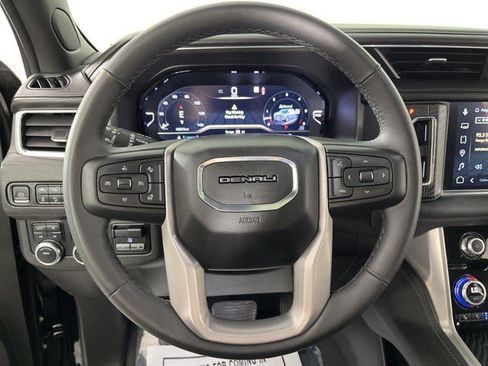 Used 2023 GMC Yukon Denali w/ Max Trailering Package AWD/4WD image 17