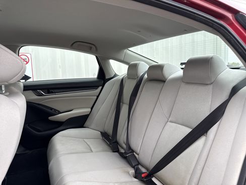 Used 2020 Honda Accord LX image 5