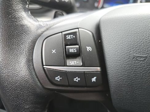 Used 2020 Ford Explorer XLT image 22