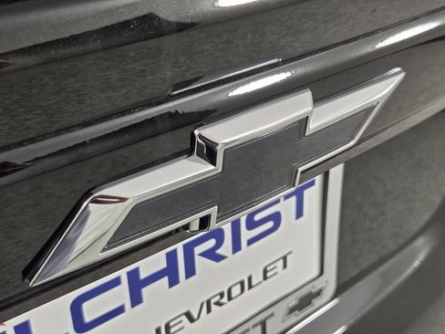 New 2027 Chevrolet Bolt LT w/ Comfort Package FWD image 13