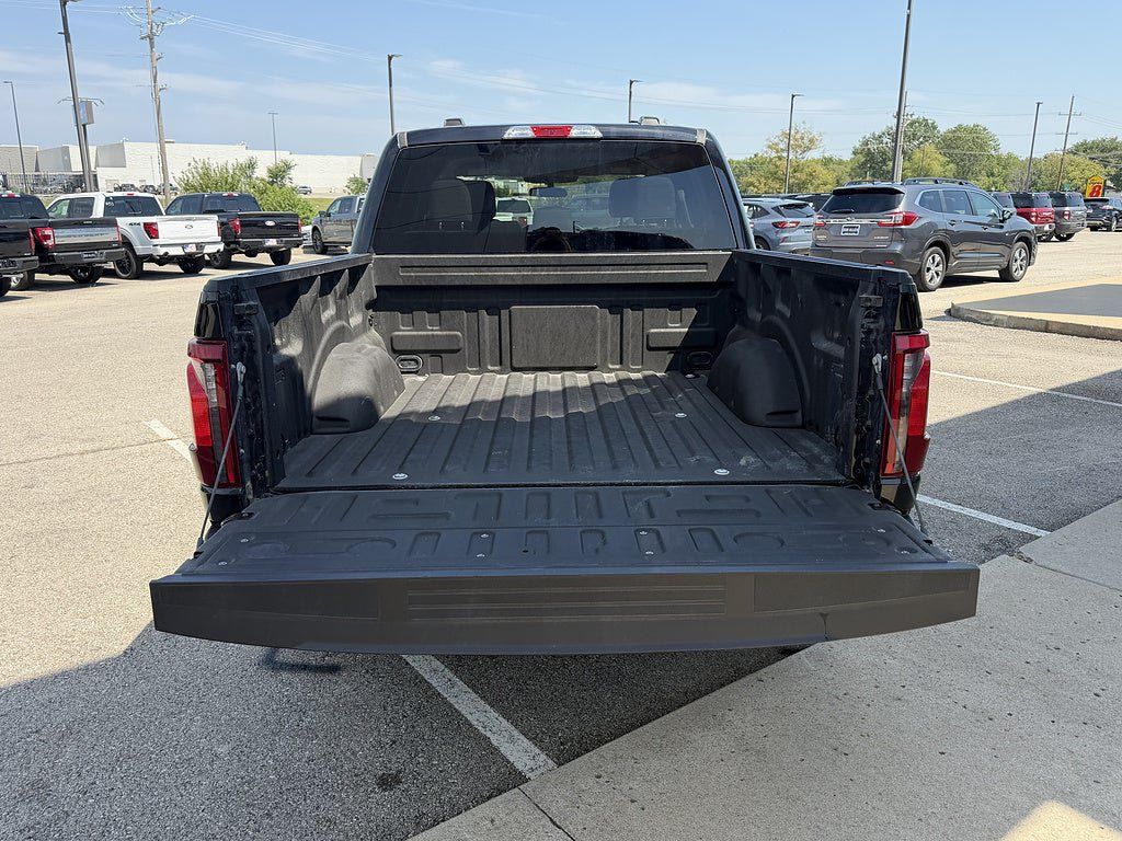Used 2025 Ford F150 XLT w/ Equipment Group 301A Standard AWD/4WD image 5
