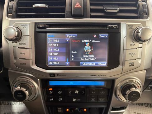 Used 2017 Toyota 4Runner Limited AWD/4WD image 29