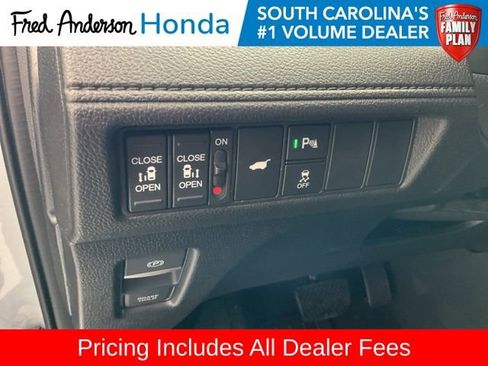 New 2026 Honda Odyssey Touring image 9