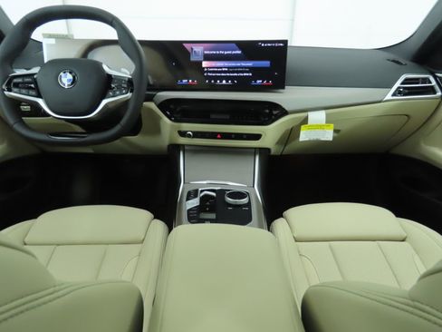 Used 2026 BMW 430i Coupe w/ Parking Assistance Package image 14