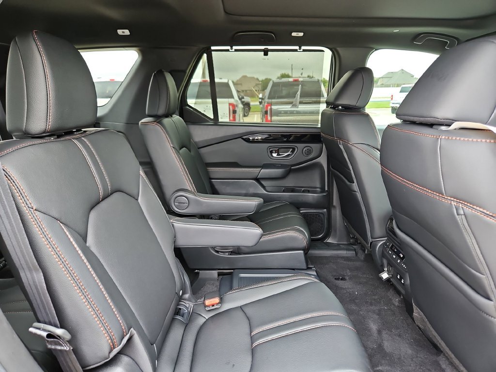 New 2026 Honda Pilot TrailSport image 15