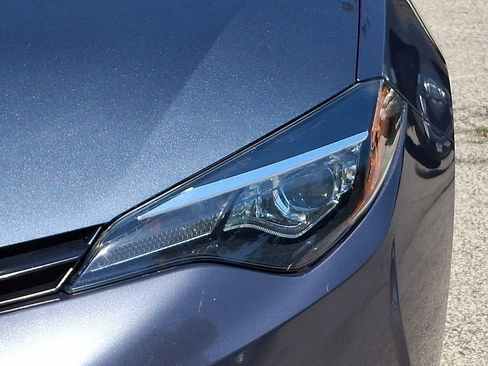 Used 2019 Toyota Corolla LE FWD image 11