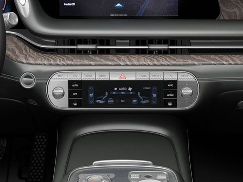 New 2025 Genesis G90 3.5T image 15