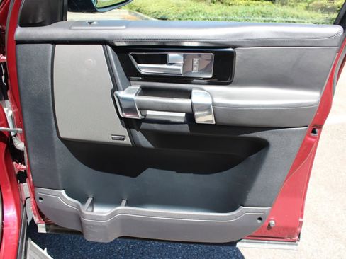 Used 2015 Land Rover LR4 HSE LUX image 33