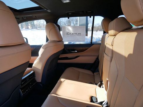 New 2026 Lexus LX 600 4WD w/ Premium Package image 11