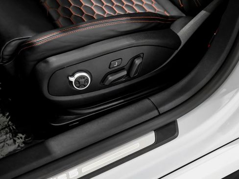 Used 2023 Audi RS 5 Sportback image 32