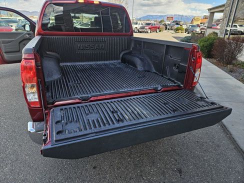 Used 2015 Nissan Frontier S image 21