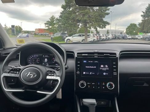 Used 2024 Hyundai Tucson SE AWD/4WD image 23