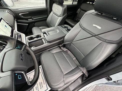 New 2025 Ford Expedition Platinum w/ Stealth Performance Package image 48