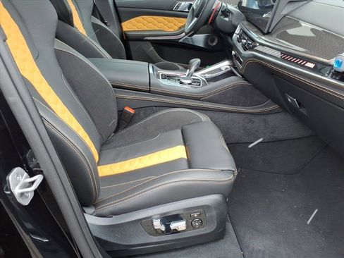 Used 2026 BMW X5 M Competition w/ Executive Package image 7