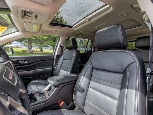 Used 2023 GMC Acadia Denali w/ Black Diamond Edition AWD/4WD image 13