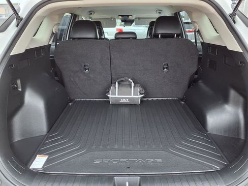 Certified 2024 Kia Sportage EX FWD image 11