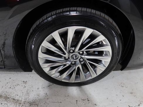 Used 2022 Lexus ES 350 Ultra Luxury w/ Accessory Package 2 FWD image 43