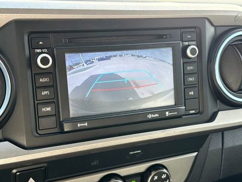 Used 2019 Toyota Tacoma SR5 RWD image 23