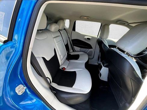 Used 2019 Jeep Compass Latitude image 23