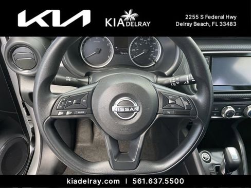 Used 2023 Nissan Kicks S image 27