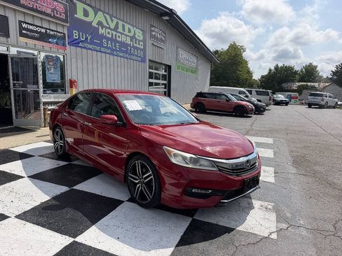 Used 2016 Honda Accord Sport image 4