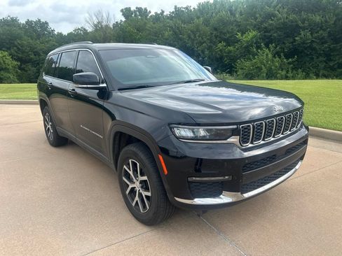 Used 2024 Jeep Grand Cherokee L Limited RWD image 7