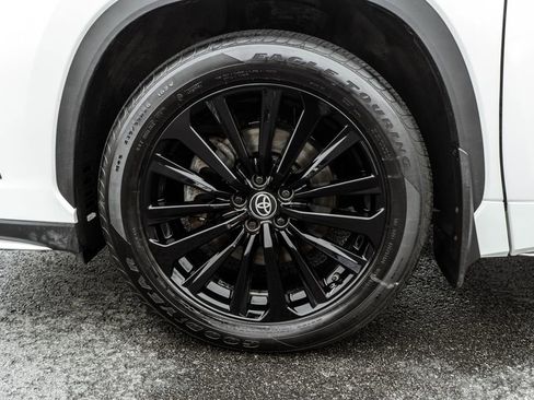 Used 2025 Toyota Highlander XSE image 38