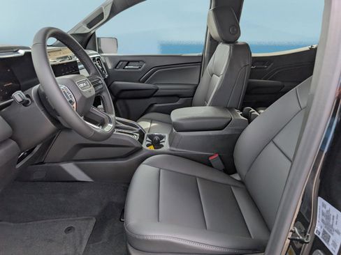 New 2026 GMC Canyon Elevation w/ Convenience Package image 17