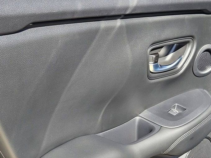 New 2027 Honda HR-V EX-L image 17