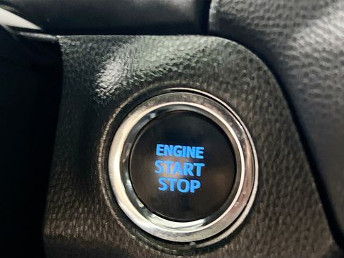 Used 2021 Toyota RAV4 XLE Premium FWD image 23