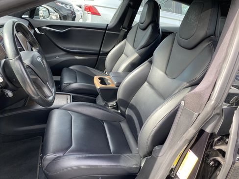 Used 2018 Tesla Model S 75D image 9