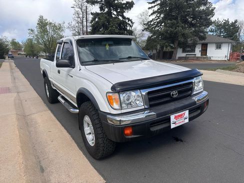 Used 1999 Toyota Tacoma 4x4 Xtracab V6 image 7