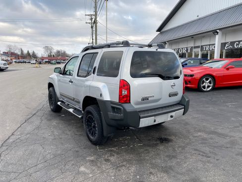Used 2011 Nissan Xterra S w/ 4X4 Value Package image 7