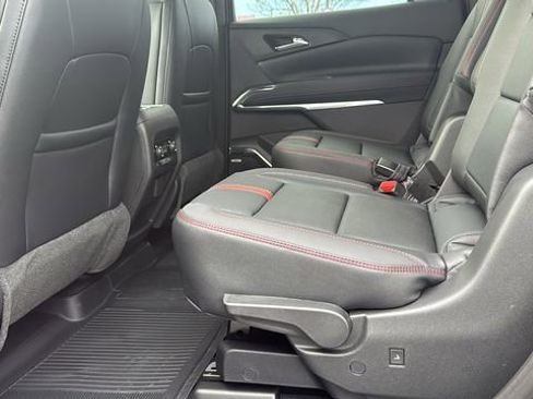 New 2026 Chevrolet Traverse RS w/ LPO, Floor Liner Package image 24
