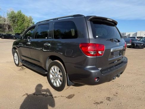 Used 2014 Toyota Sequoia Platinum AWD/4WD image 3