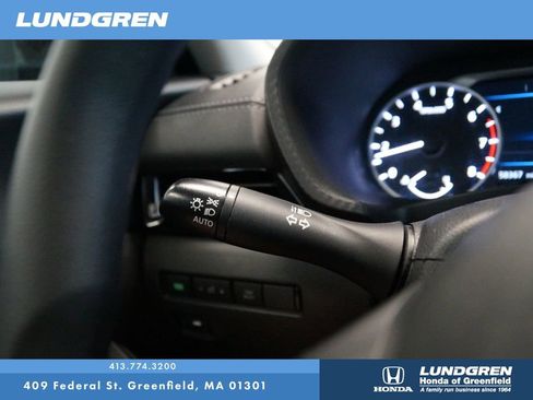 Used 2024 Nissan Sentra SV FWD image 21