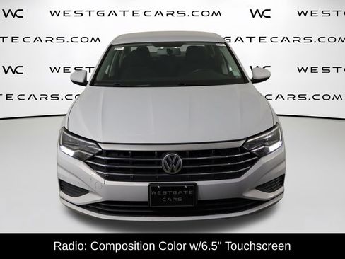 Used 2019 Volkswagen Jetta FWD image 2