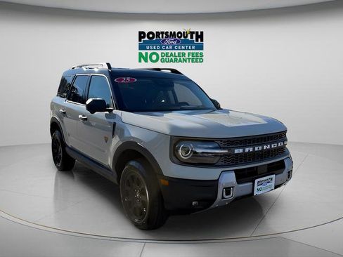 Used 2025 Ford Bronco Sport Badlands AWD/4WD image 24