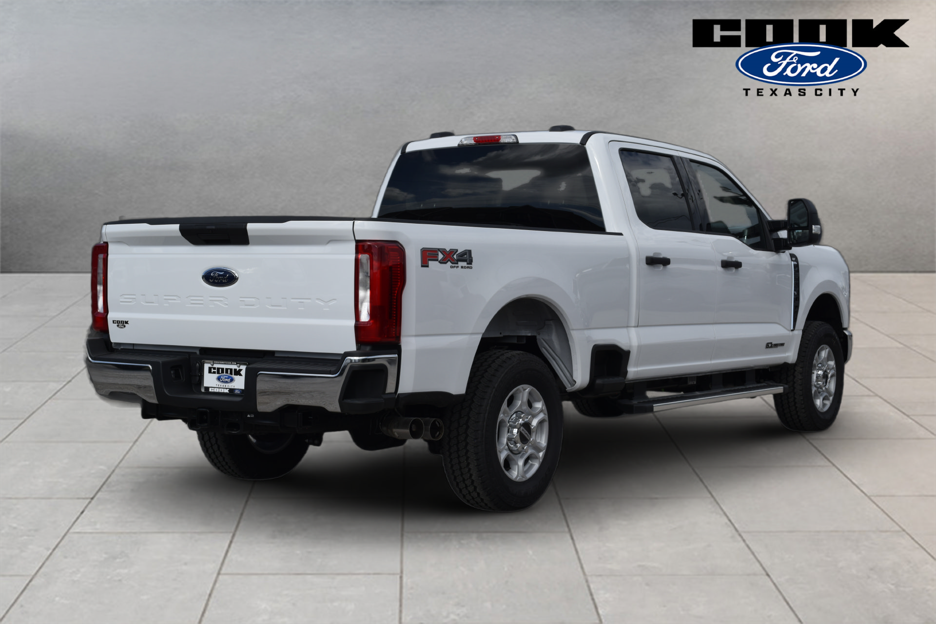 New 2026 Ford F250 XLT w/ FX4 Off-Road Package AWD/4WD image 3