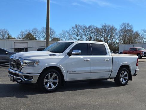 Used 2020 RAM 1500 Limited image 1