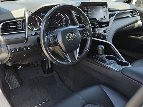Used 2024 Toyota Camry SE image 27