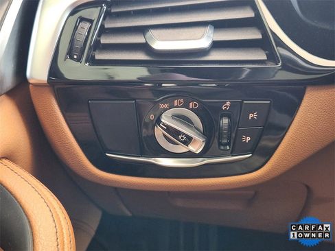 Used 2021 BMW 530i w/ Convenience Package image 24