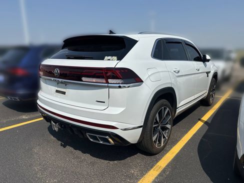 Certified 2024 Volkswagen Atlas Cross Sport SEL Premium R-Line AWD/4WD image 3