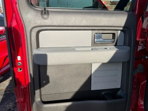 Used 2014 Ford F150 XLT w/ XLT Chrome Package image 14