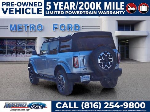 Used 2021 Ford Bronco Outer Banks image 6