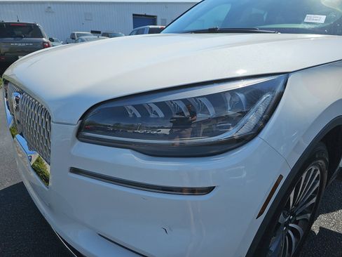 Used 2023 Lincoln Aviator Reserve image 33