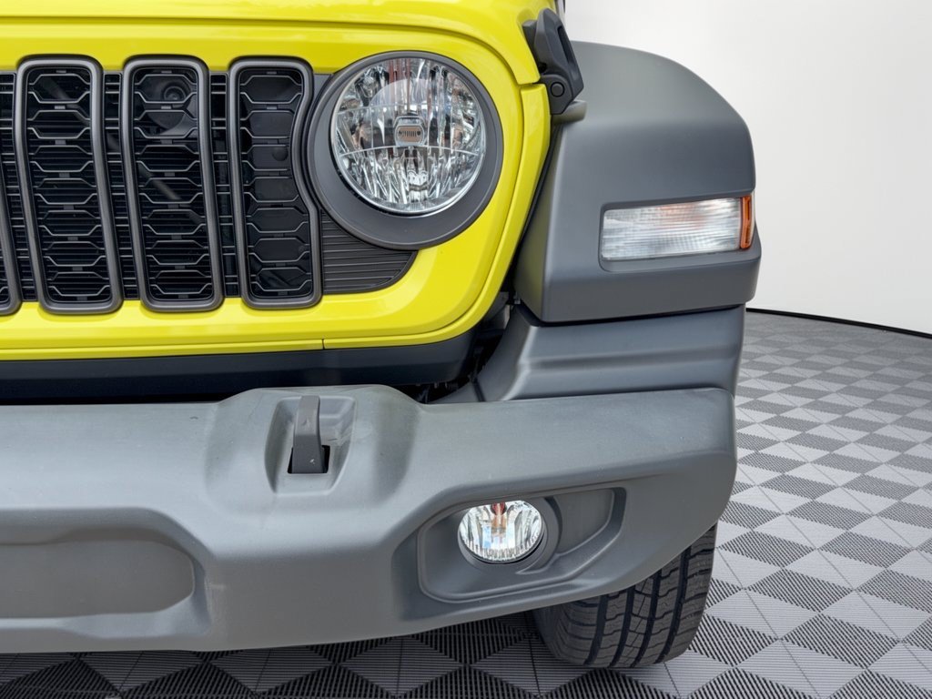 Used 2024 Jeep Wrangler Unlimited Sport AWD/4WD image 12