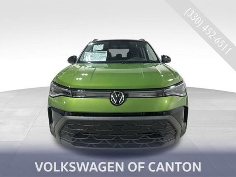 New 2026 Volkswagen Taos SE AWD/4WD image 1