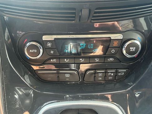Used 2013 Ford Escape Titanium w/ Parking Technology Pkg AWD/4WD image 26